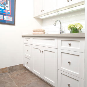 A Modern Craftsman: Laundryroom