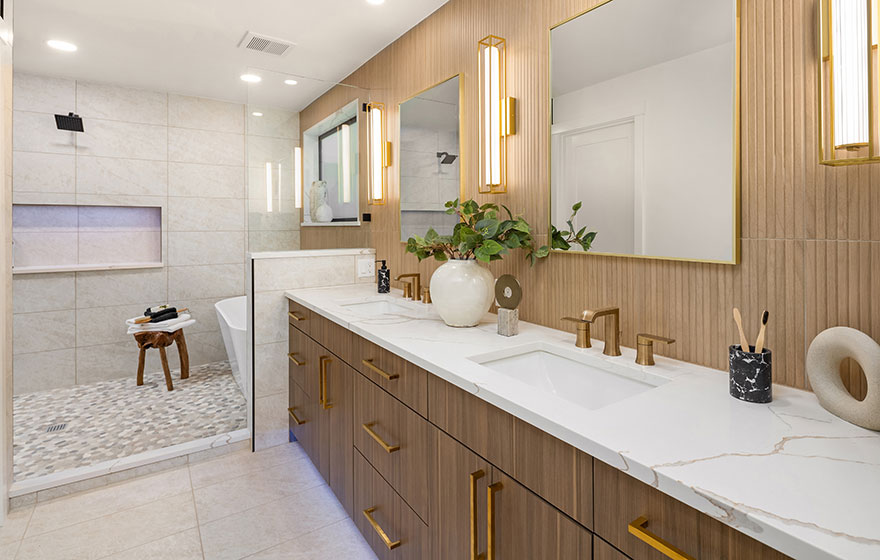 Sleek Melamine Bathroom - 10469