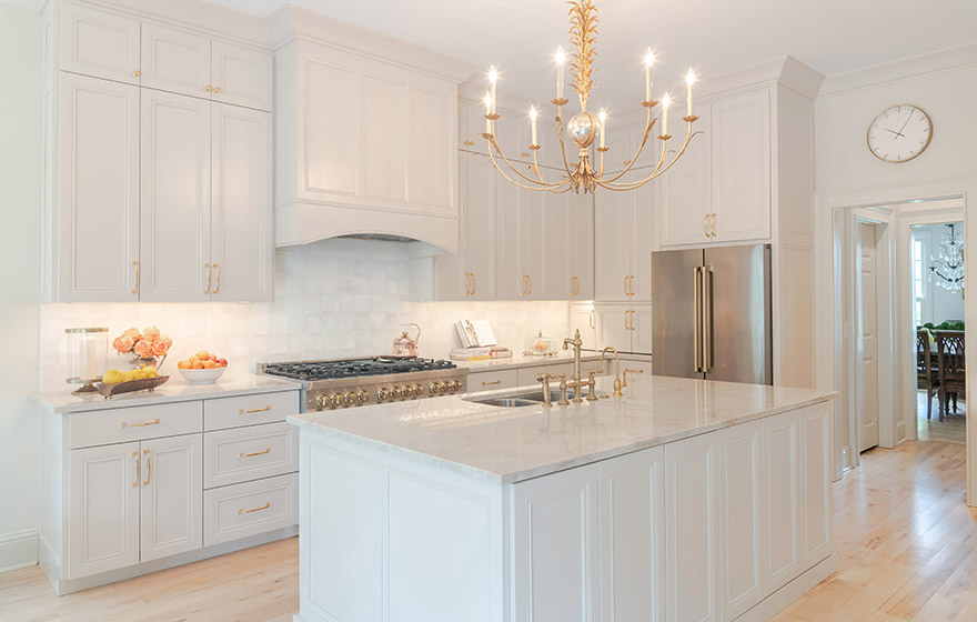 The detail design of the Ponderosa is perfect for a painted project, giving an elevated look without straying too far from a shaker overall look.