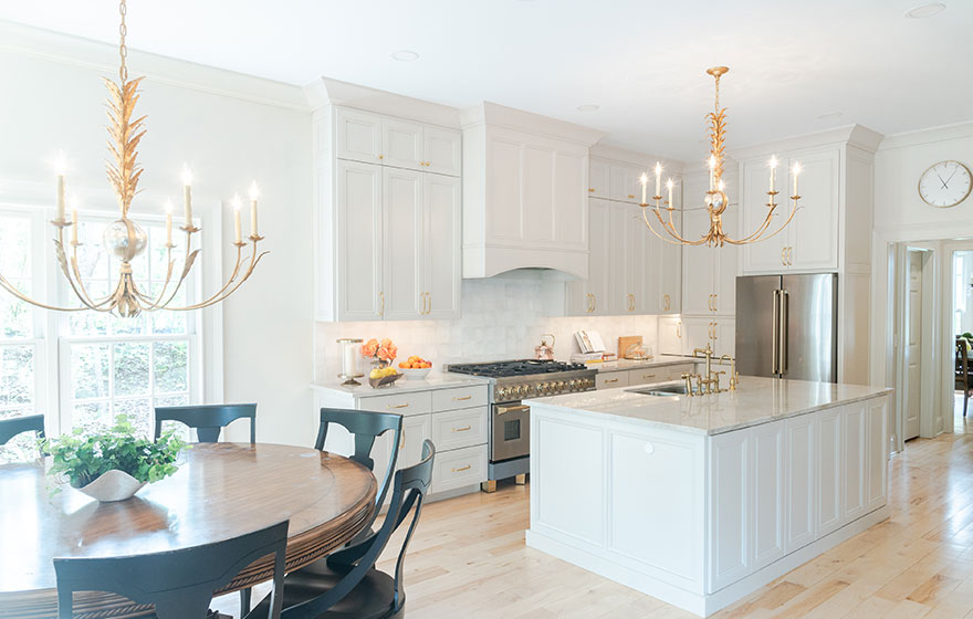 The detail design of the Ponderosa is perfect for a painted project, giving an elevated look without straying too far from a shaker overall look.