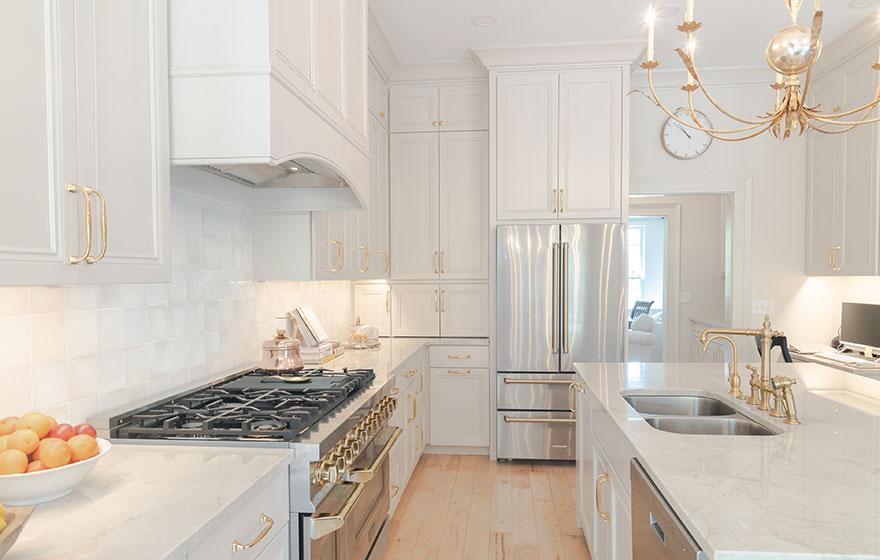 The detail design of the Ponderosa is perfect for a painted project, giving an elevated look without straying too far from a shaker overall look.