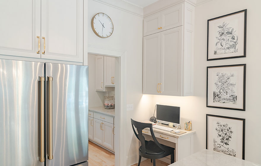 The detail design of the Ponderosa is perfect for a painted project, giving an elevated look without straying too far from a shaker overall look.