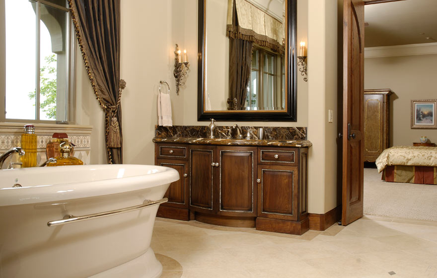 Luxury at its finest. The Pinnacle 3/4" (378) rope molding door is a perfect choice to build luxury into a beautiful space. 