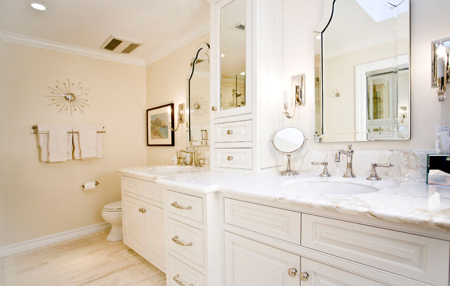 Painted walls and cabinetry in a warm color palette create a welcoming and tranquil space.