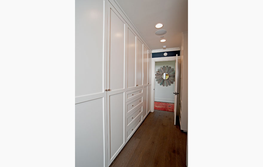 Built-in closet doors using the Durango 3/4" (834) Door maximize space and create a clean look.