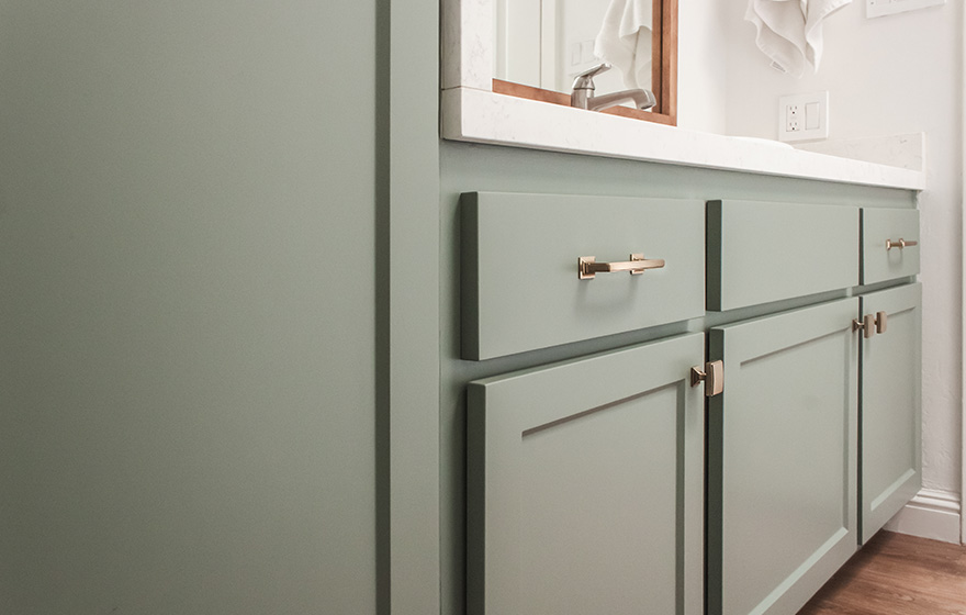 Green Supermatte is a highly durable, fingerprint-resistant Deco-Form material