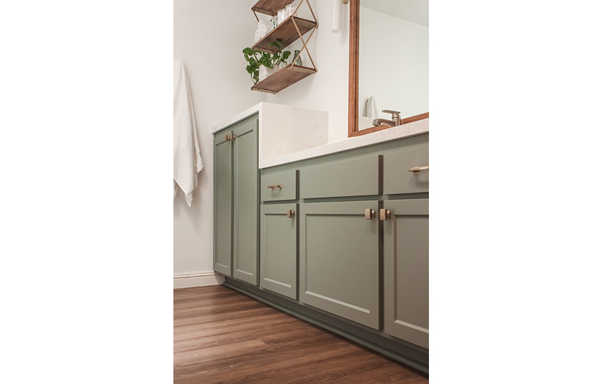 Green Supermatte is a highly durable, fingerprint-resistant Deco-Form material